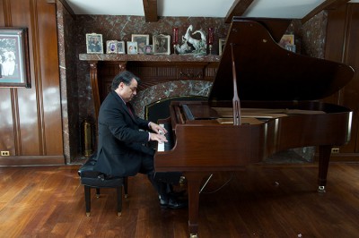 Solo Piano Concert Works of Arno Babajanian