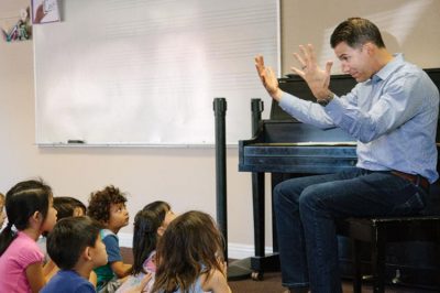 Raising Young Musicians: Why Wait? Deciding When to Begin Music Lessons (with Dr. Stephen Cook)